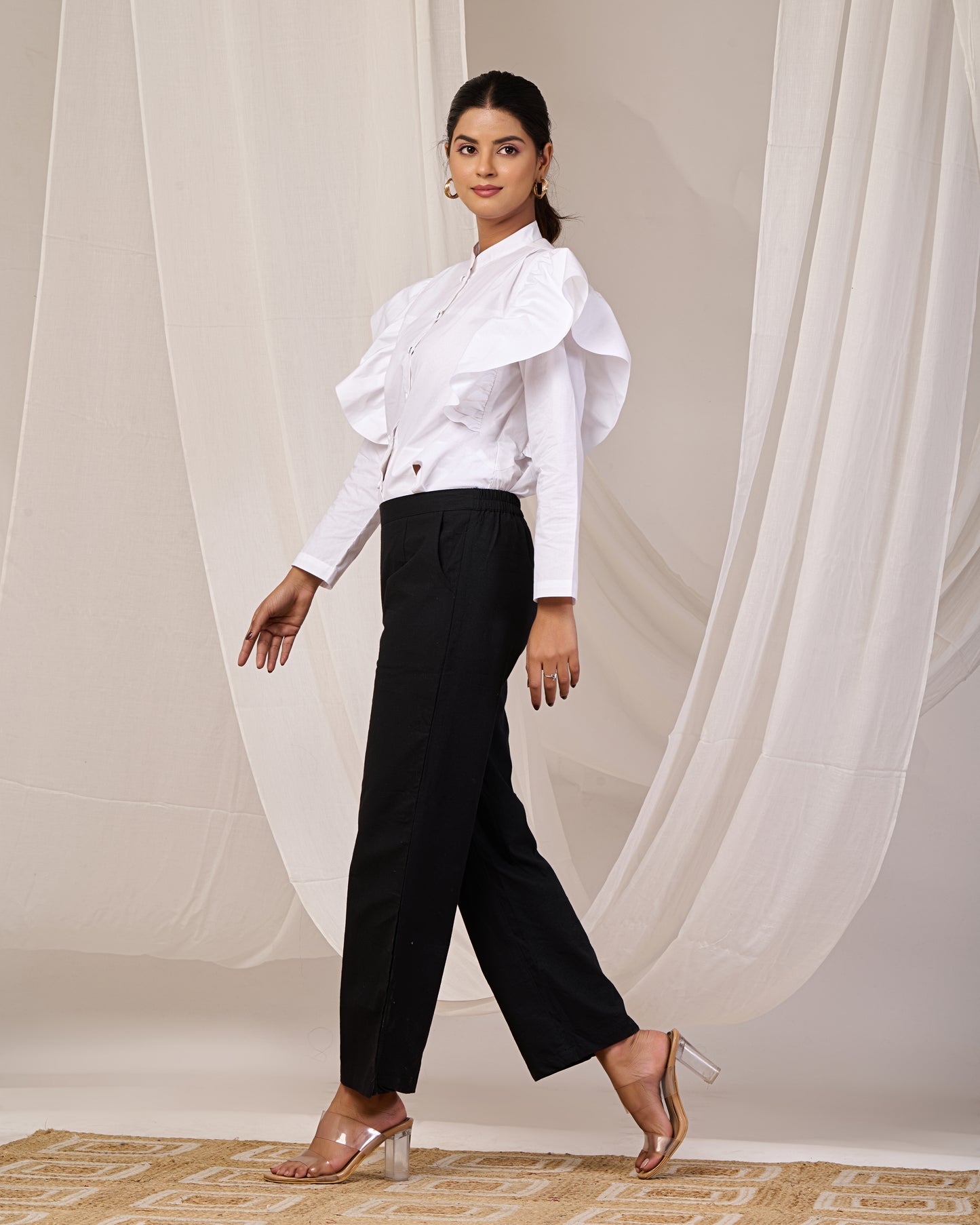 Eliet ruffled sleeves shirt (White)