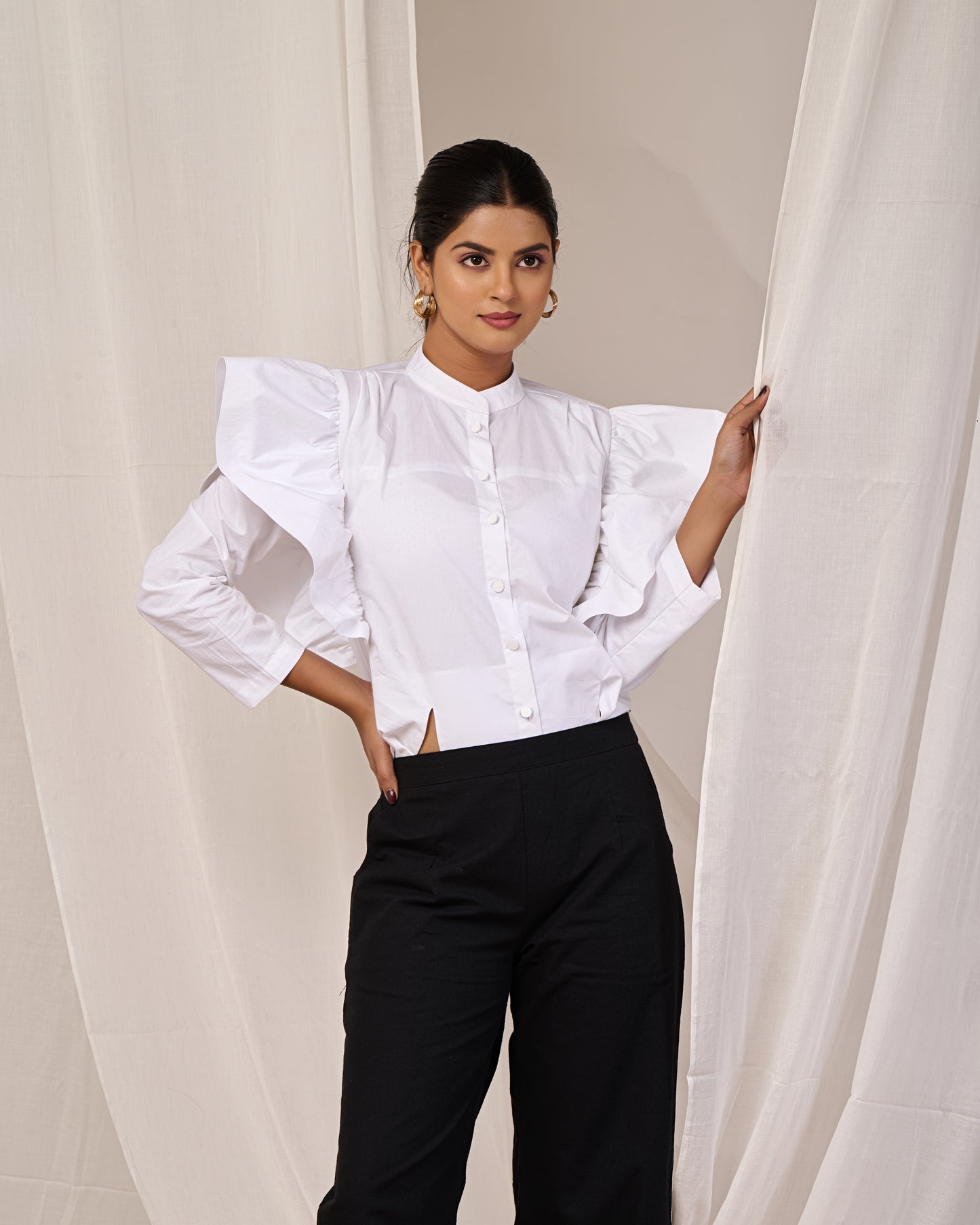 Eliet ruffled sleeves shirt (White)